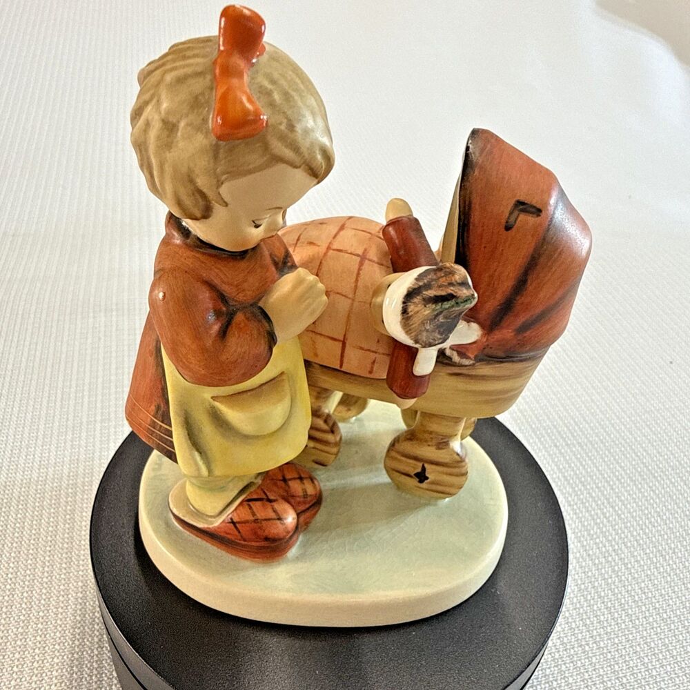 Hummel #67 "Doll Mother" Porcelain Figurine TMK-6 Vintage 5"